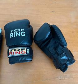 Guantoni boxe e nunchaku, 15€