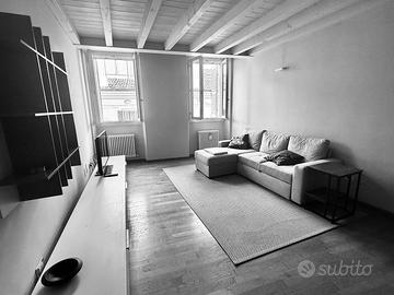 Bilocale arredato in centro storico