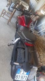 Honda cb125r