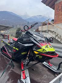 Ski Doo summit X 850 turbo 2021