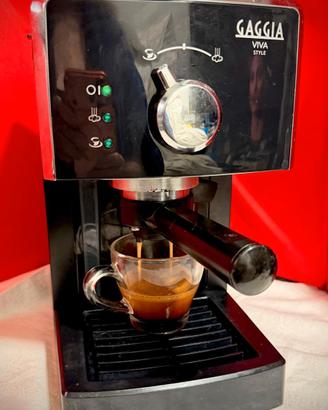 Macchina caffè Gaggia Viva Style
Con scatola