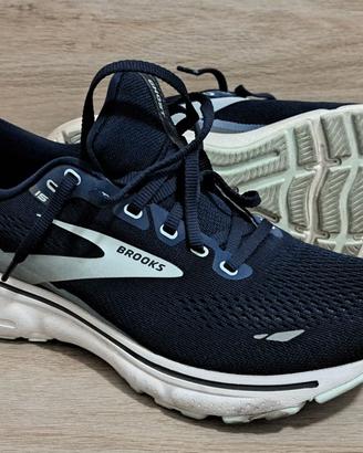 BROOKS Ghost 15
