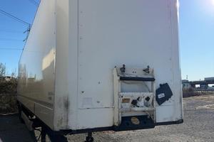 0564 SEMIRIMORCHIO BOX KRONE 2010