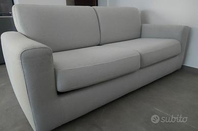 Divano letto tre posti