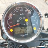 Moto Guzzi V7 III - 2019