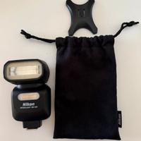 Flash Nikon SB500 lampeggiatore compatto