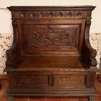 Cassapanca antica intagliata in legno massello – f