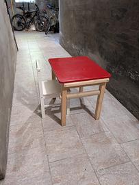 tavolino e sedie in legno bambini