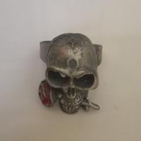 Anello con rosa rossa