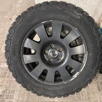 5 cerchioni ricavati dal pieno + pneumatici BF Goo