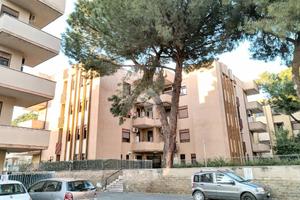 MONOLOCALE A CIAMPINO