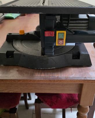 Ttroncatrice legno