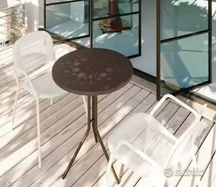 Tavolo Tris Sablè + nr 4 sedie Step, Medes