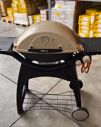 Barbecue a gas WEBER Q300 usato