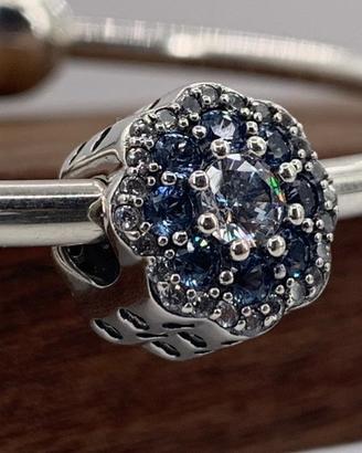 PANDORA Fiore Blu Scintillante 797851NMB Charm