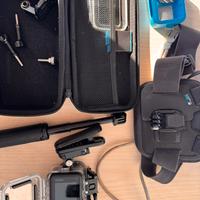 GoPro Hero 10 Black + accessori