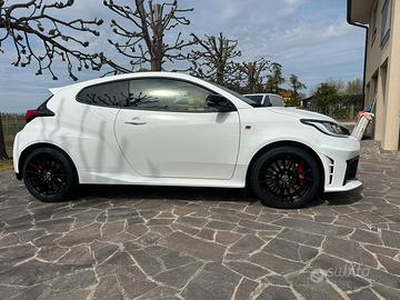 Yaris GR