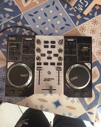 mixer dj Hercules control Instinct 