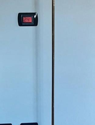 Lampada a stelo per salotto 