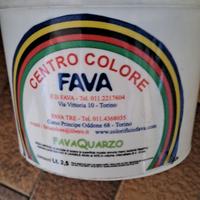 pittura murale bianca