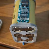 Batteria 12.6volt 10 ampere 20 ah scarica continu