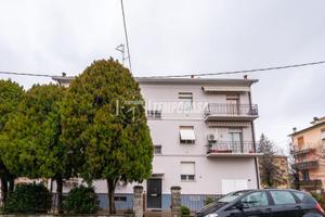 Trilocale con balcone vicino al centro di Correg