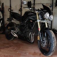 Triumph Street Triple - 2011