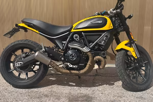 Ducati scrambler icon 800