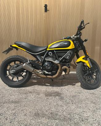 Ducati scrambler icon 800