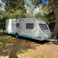 Roulotte Knaus eifelland 5803