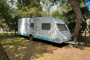 Roulotte Knaus eifelland 5803