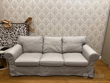 EKTORP IKEA: Divano con Poltrona abbinata