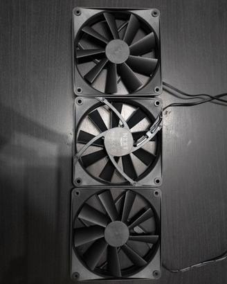 Ventole NZXT da 120 mm e tappetino Logitech G840