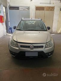 Fiat sedici grigio metallizzato