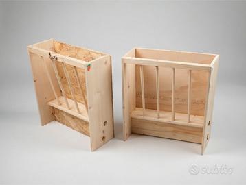 Porta fieno in legno artigianale per conigli