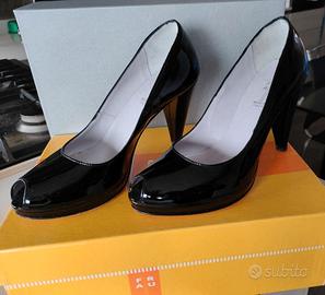 Scarpe décolleté in pelle lucida