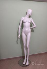 manichino donna