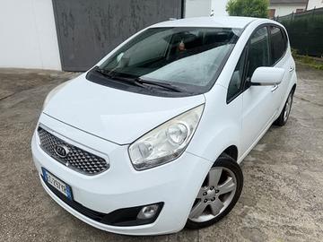 Kia Venga 1.6 CRDi DIESEL FULL OPT POCHI KM NEOPAT