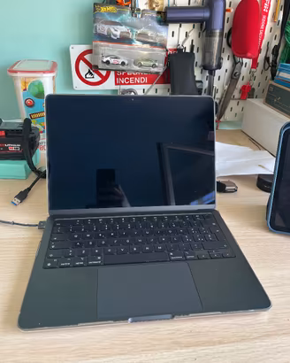 MacBook Air M2 13" 8-256 midnight ottime condizion