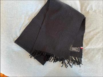 Set inverno: Tommy Hilfiger sciarpa e guanti