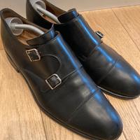 Scarpa fatta a mano con fibbia