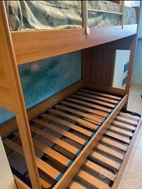 LETTO A CASTELLO IN BUONE CONDIZIONI