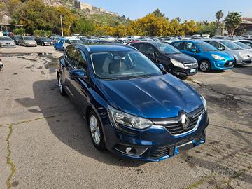 Renault Megane Mégane Sporter Blue dCi 115 CV Inte