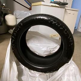 Set 4 gomme estive Continental 235/45 R18V nuove