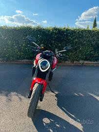 DUCATI MONSTER 937