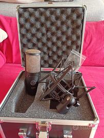 microfono a condensatore akg p220