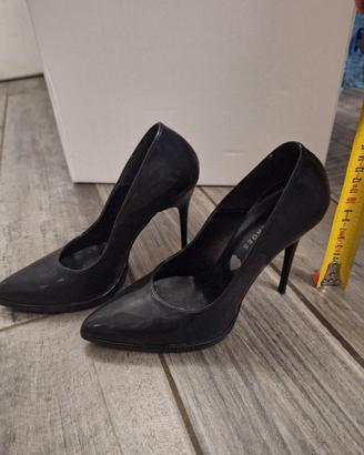 décolleté donna vernice nera