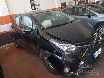 Ricambi toyota yaris 2016