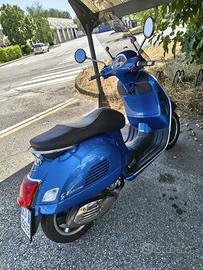 Vespa GTS 300 Super