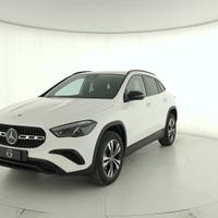 MERCEDES-BENZ GLA 180 Automatic
